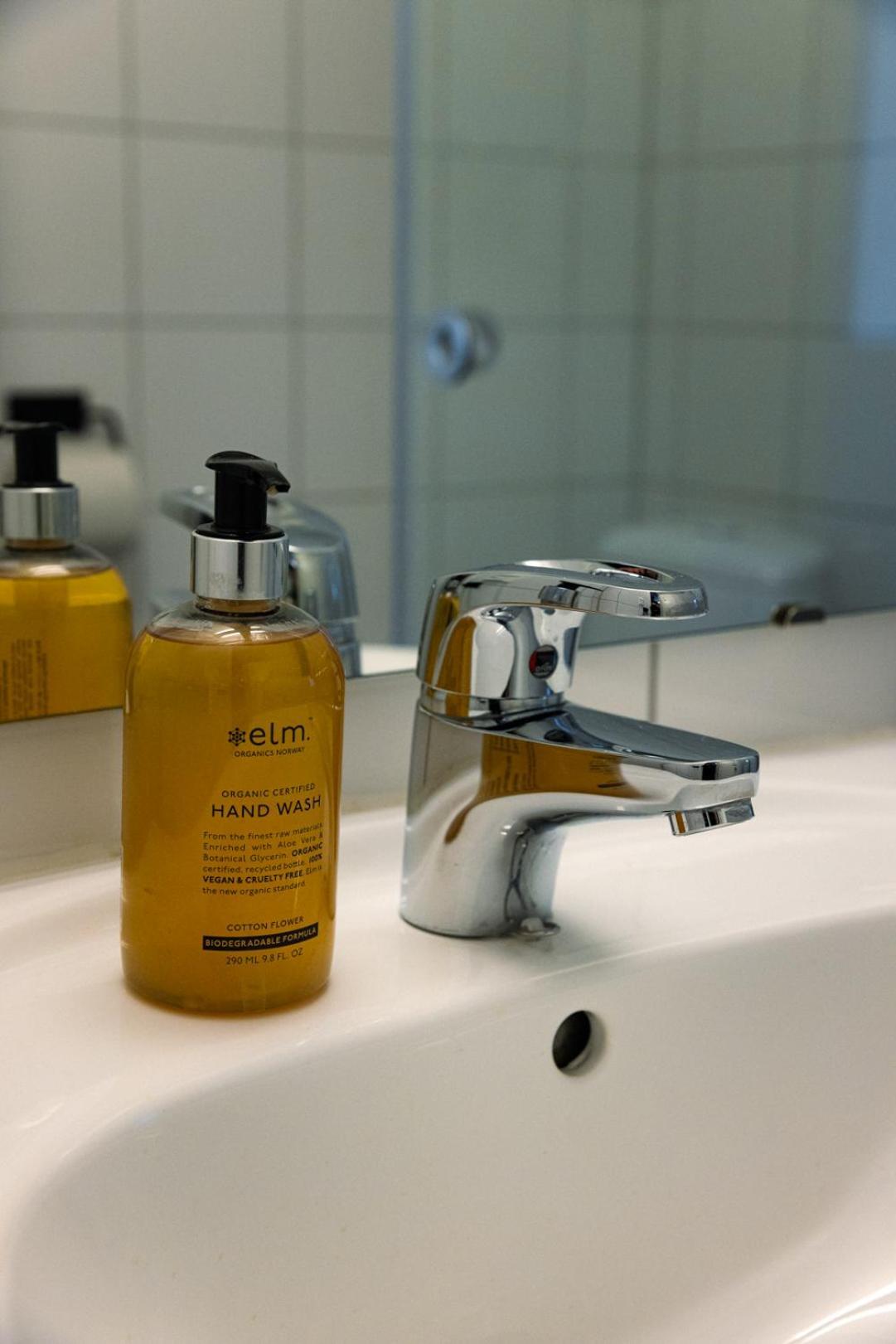 Skata Boutique Hotel Henningsvær Zewnętrze zdjęcie